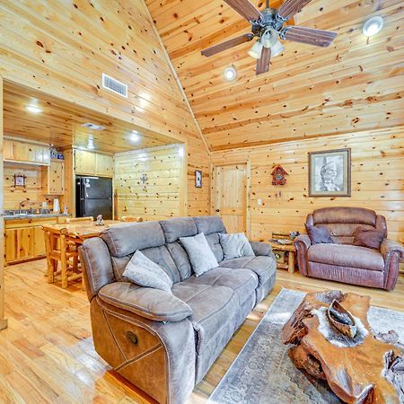 Broken Bow Rental Cabin With Hot Tub And Bar Eksteriør billede