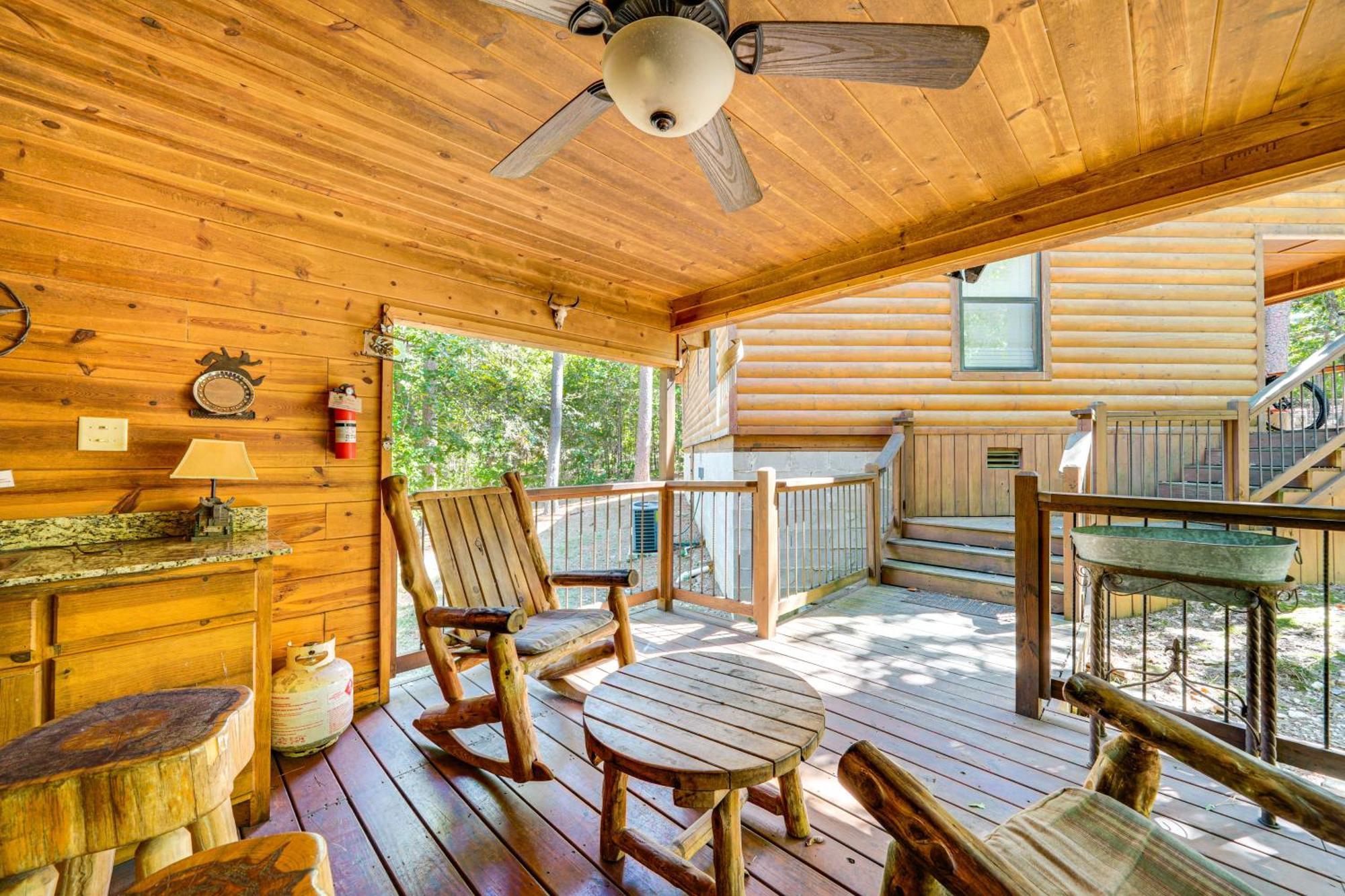 Broken Bow Rental Cabin With Hot Tub And Bar Eksteriør billede